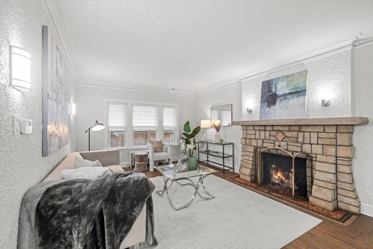 432 Colville Place