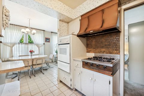Tiny photo for 4143 W Devon Avenue, Chicago, IL 60646 (MLS # 12478786)