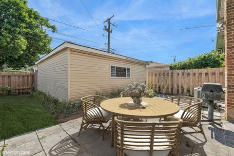 Tiny photo for 4143 W Devon Avenue, Chicago, IL 60646 (MLS # 12478786)