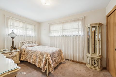 Tiny photo for 4143 W Devon Avenue, Chicago, IL 60646 (MLS # 12478786)