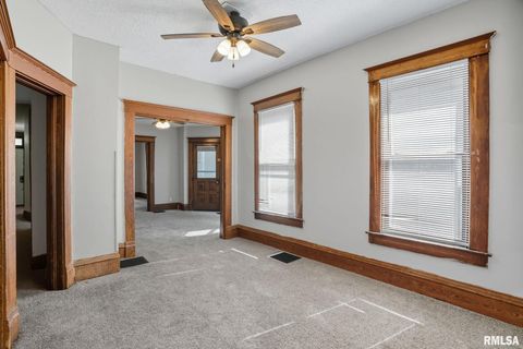 Tiny photo for 1222 PERSHING Avenue, Davenport, IA 52803 (MLS # QC4267866)