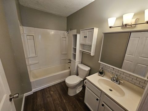 Tiny photo for 820 Airport Road, Mt Vernon, IL 62864 (MLS # 12569625)