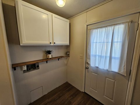 Tiny photo for 820 Airport Road, Mt Vernon, IL 62864 (MLS # 12569625)