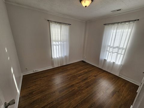 Tiny photo for 820 Airport Road, Mt Vernon, IL 62864 (MLS # 12569625)