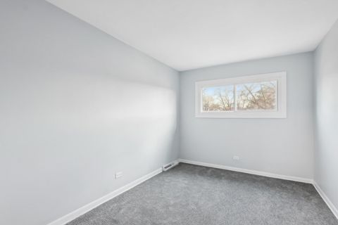 Tiny photo for 414 Skokie Court, Wilmette, IL 60091 (MLS # 12513115)