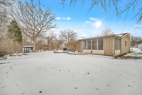 Tiny photo for 1129 N Cumberland Circle, McHenry, IL 60050 (MLS # 12596208)