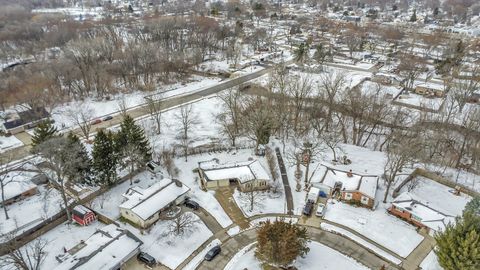 Tiny photo for 1129 N Cumberland Circle, McHenry, IL 60050 (MLS # 12596208)