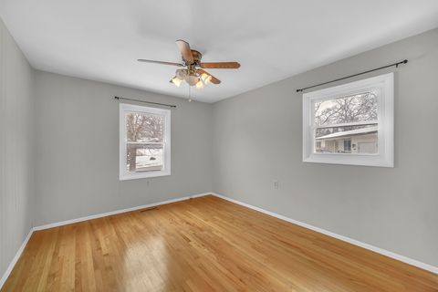 Tiny photo for 1129 N Cumberland Circle, McHenry, IL 60050 (MLS # 12596208)
