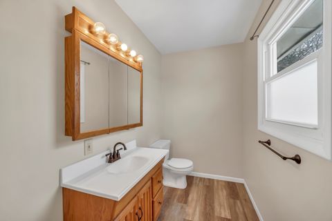 Tiny photo for 1129 N Cumberland Circle, McHenry, IL 60050 (MLS # 12596208)