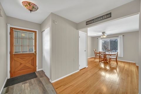 Tiny photo for 1129 N Cumberland Circle, McHenry, IL 60050 (MLS # 12596208)