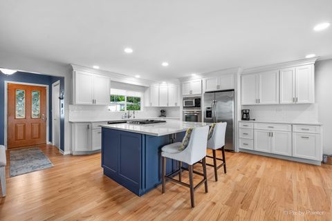 Tiny photo for 27771 W Lake Shore Drive, Spring Grove, IL 60081 (MLS # 12564421)