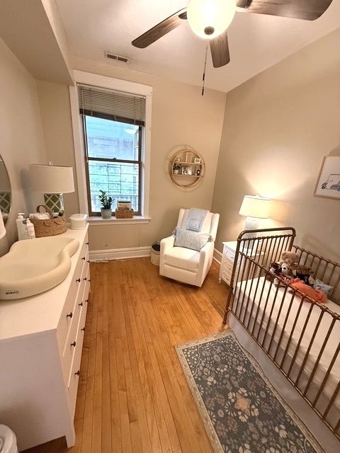 900 W Wrightwood Avenue 2W