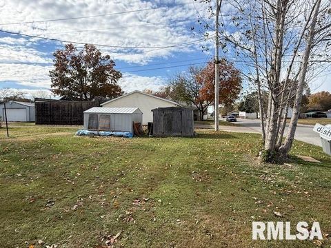 Tiny photo for 121 N 9TH Street, Herrin, IL 62948 (MLS # EB460470)