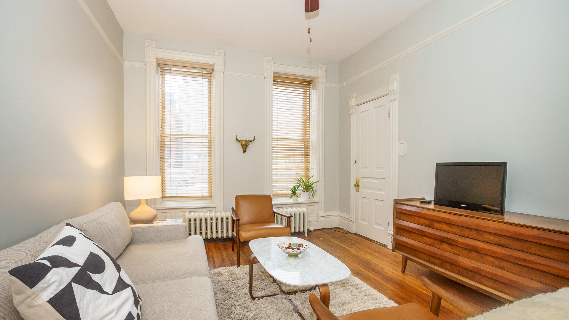 2033 W Potomac Avenue 1