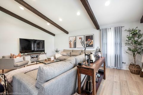 Tiny photo for 1825 E Euclid Avenue, Mount Prospect, IL 60056 (MLS # 12592487)