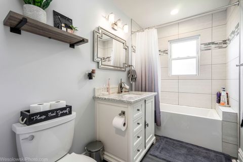 Tiny photo for 1825 E Euclid Avenue, Mount Prospect, IL 60056 (MLS # 12592487)