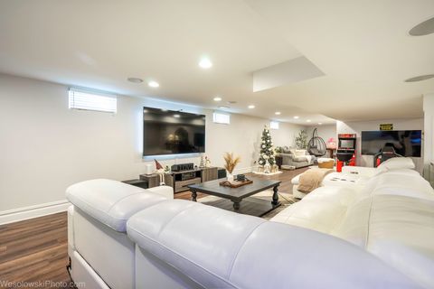 Tiny photo for 1825 E Euclid Avenue, Mount Prospect, IL 60056 (MLS # 12592487)