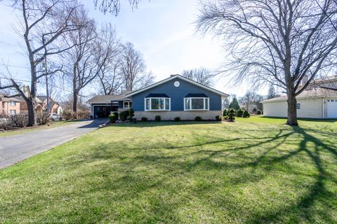 Tiny photo for 1825 E Euclid Avenue, Mount Prospect, IL 60056 (MLS # 12592487)