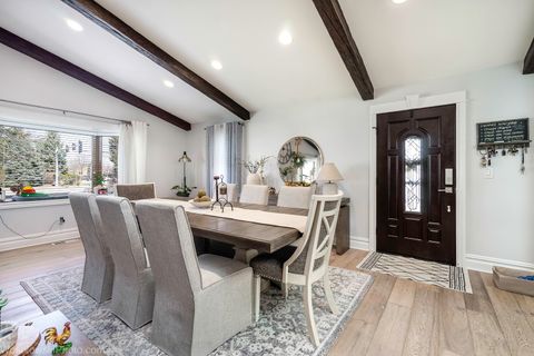 Tiny photo for 1825 E Euclid Avenue, Mount Prospect, IL 60056 (MLS # 12592487)