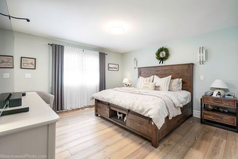 Tiny photo for 1825 E Euclid Avenue, Mount Prospect, IL 60056 (MLS # 12592487)