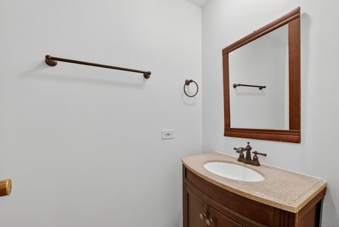 Tiny photo for 1717 N Burning Bush Lane, Mount Prospect, IL 60056 (MLS # 12648158)