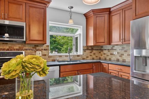 Tiny photo for 1717 N Burning Bush Lane, Mount Prospect, IL 60056 (MLS # 12648158)