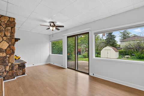 Tiny photo for 1717 N Burning Bush Lane, Mount Prospect, IL 60056 (MLS # 12648158)