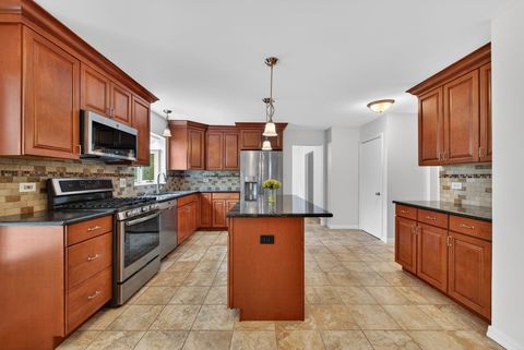 Tiny photo for 1717 N Burning Bush Lane, Mount Prospect, IL 60056 (MLS # 12648158)