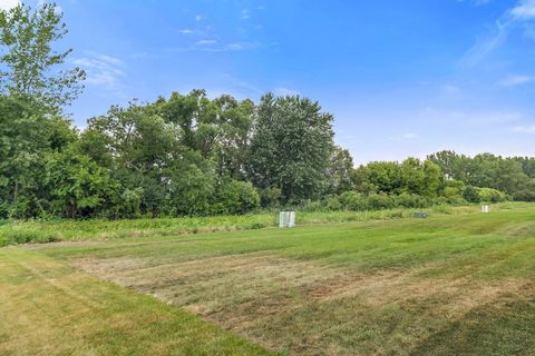Tiny photo for 32012 Savannah Drive, Lakemoor, IL 60051 (MLS # 12509523)