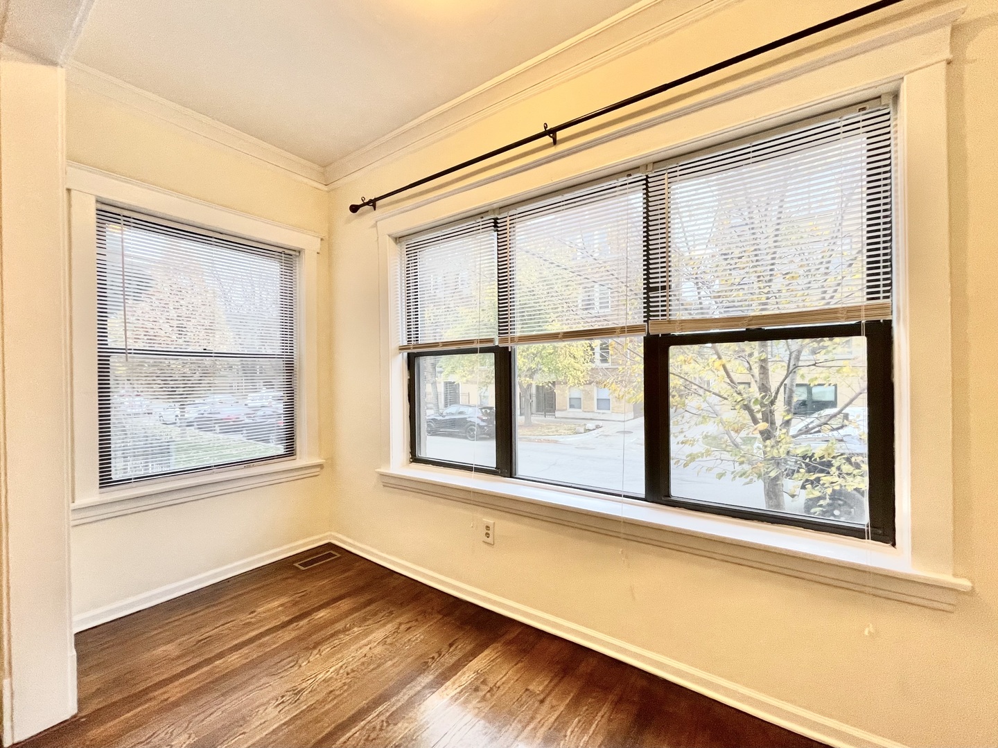 4349 N Spaulding Avenue 1