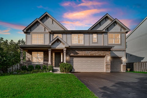 Photo of 385 Post Oak Circle, West Chicago, IL 60185 (MLS # 12750666)