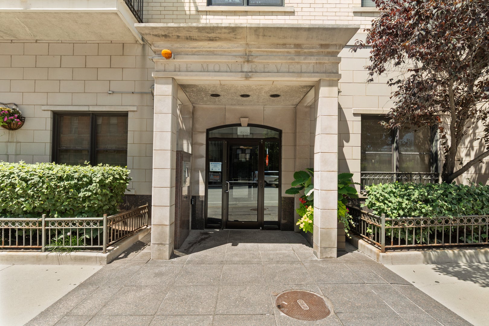 520 N Halsted Street 305
