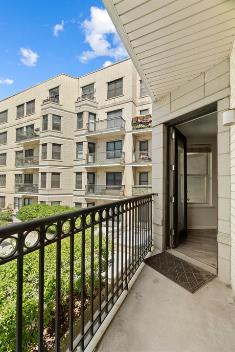 Tiny photo for 520 N Halsted Street #305, Chicago, IL 60642 (MLS # 12749746)