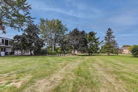 Tiny photo for 2408 Cumberland Circle, Long Grove, IL 60047 (MLS # 12497319)