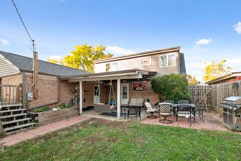 Tiny photo for 4045 Stillwell Place, Oak Lawn, IL 60453 (MLS # 12560725)