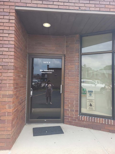 Photo of 7851 Ogden Avenue #B, Lyons, IL 60534 (MLS # 12694013)