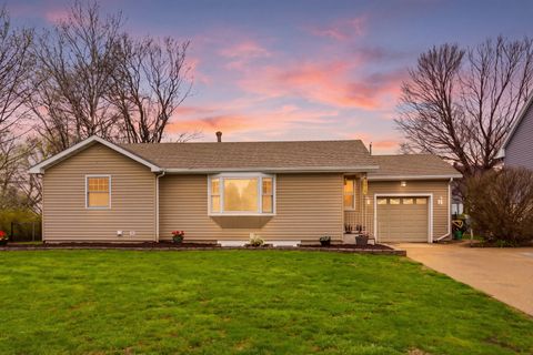 Photo of 1015 11th Avenue, Orion, IL 61273 (MLS # 12615887)