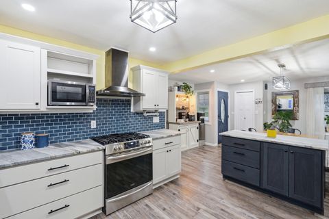 Tiny photo for 1015 11th Avenue, Orion, IL 61273 (MLS # 12615887)