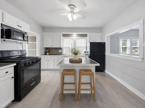 Tiny photo for 422 S 10th Street, DeKalb, IL 60115 (MLS # 12722979)