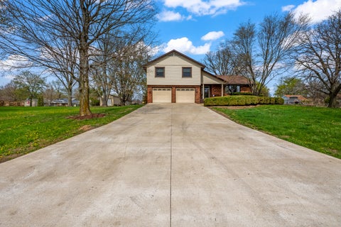 Tiny photo for 15878 Old Orchard Road, Bloomington, IL 61705 (MLS # 12572347)