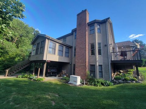 Tiny photo for 2601 W Windflower Court, Peoria, IL 61615 (MLS # 12691772)