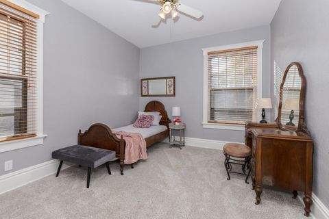 Tiny photo for 1111 E Grove Street E, Bloomington, IL 61701 (MLS # 12498099)