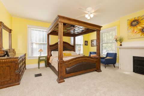 Tiny photo for 1111 E Grove Street E, Bloomington, IL 61701 (MLS # 12498099)