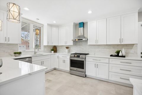 Tiny photo for 9807 W 57th Street, Countryside, IL 60525 (MLS # 12616722)