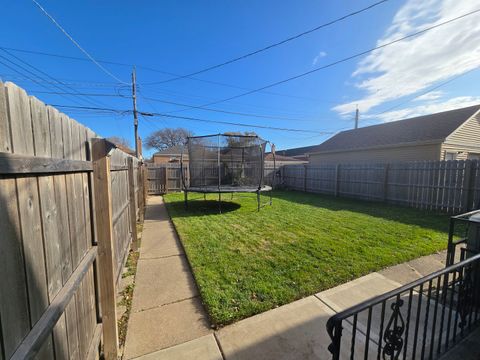 Tiny photo for 8955 S Cornell Avenue, Chicago, IL 60617 (MLS # 12517974)