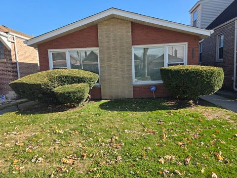 Photo of 8955 S Cornell Avenue, Chicago, IL 60617 (MLS # 12517974)