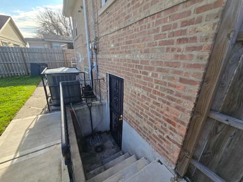 Tiny photo for 8955 S Cornell Avenue, Chicago, IL 60617 (MLS # 12517974)
