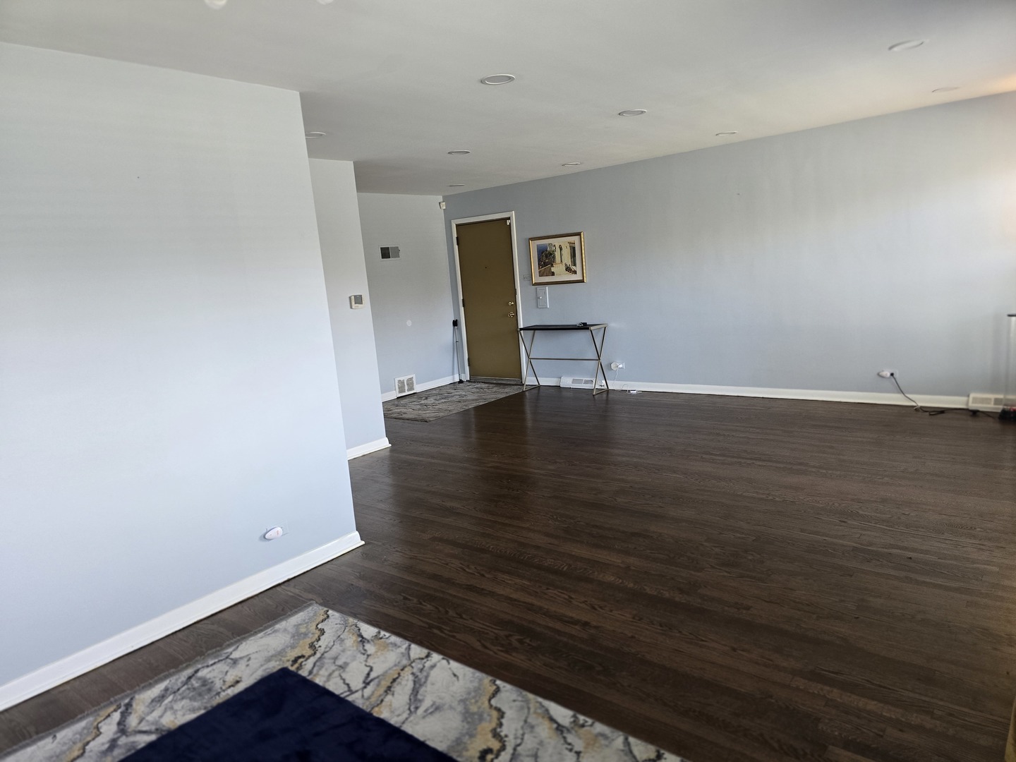 8955 S Cornell Avenue