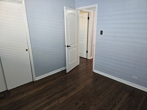 Tiny photo for 8955 S Cornell Avenue, Chicago, IL 60617 (MLS # 12517974)