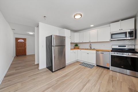 Tiny photo for 14732 Turner Avenue #D, Midlothian, IL 60445 (MLS # 12460513)